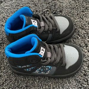 Toddler sneakers